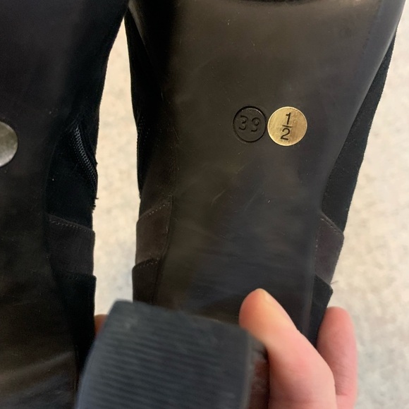 Sheridan Mia Black Ankle Booties - Picture 3 of 7